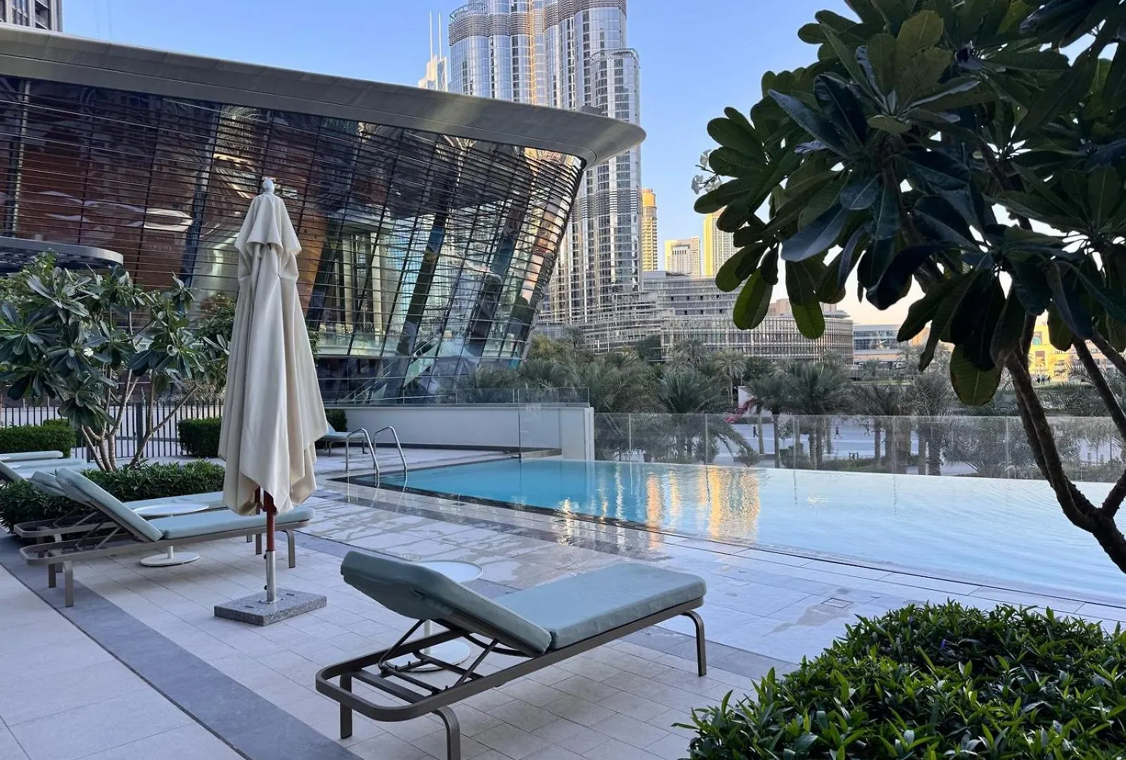 Luxury 1Br In Grande Downtown Apartment Dubai United Arab Emirates