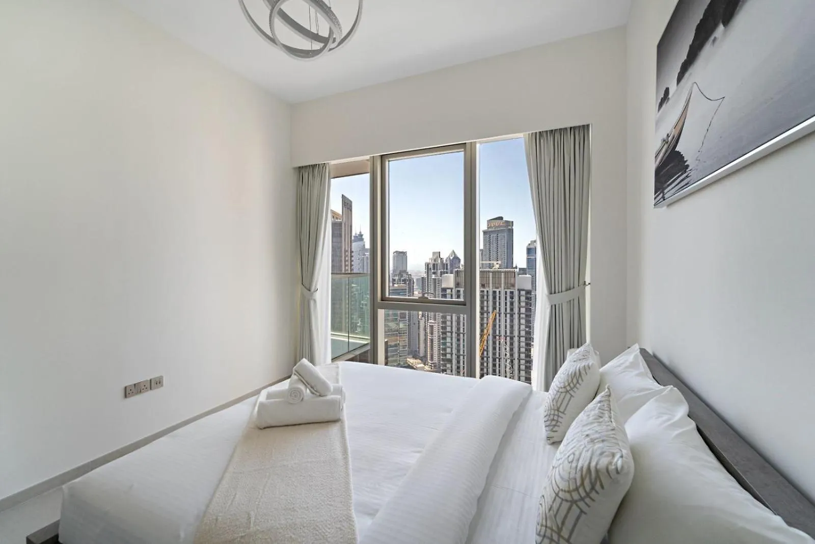 Luxury 1Br In Grande Downtown Apartment Dubai 0*,  United Arab Emirates